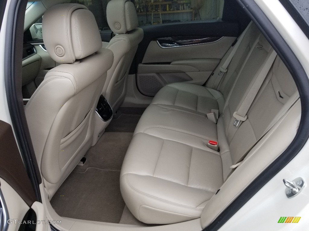 2013 XTS Luxury AWD - White Diamond Tricoat / Caramel/Jet Black photo #14