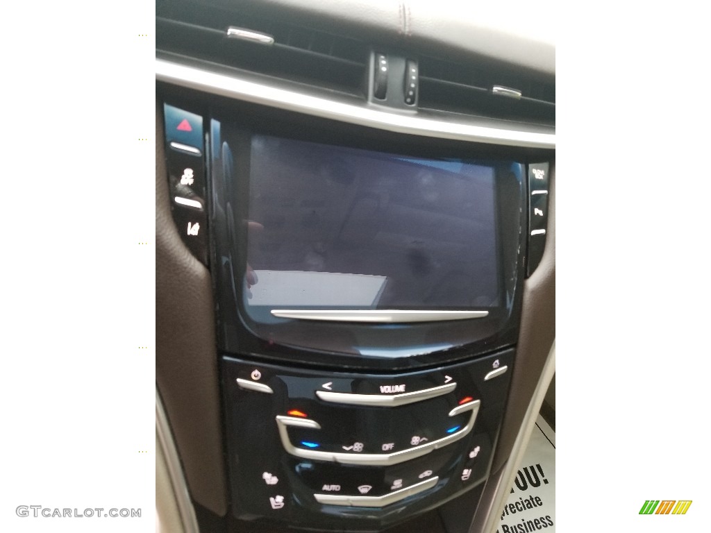2013 XTS Luxury AWD - White Diamond Tricoat / Caramel/Jet Black photo #17