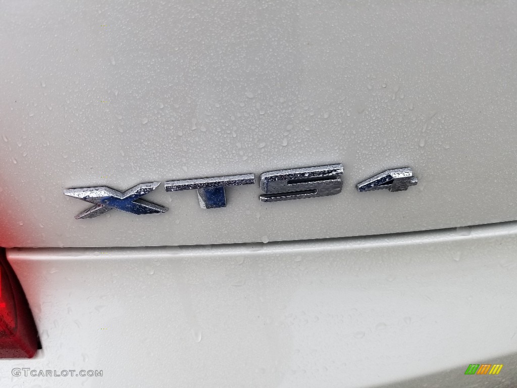 2013 XTS Luxury AWD - White Diamond Tricoat / Caramel/Jet Black photo #23