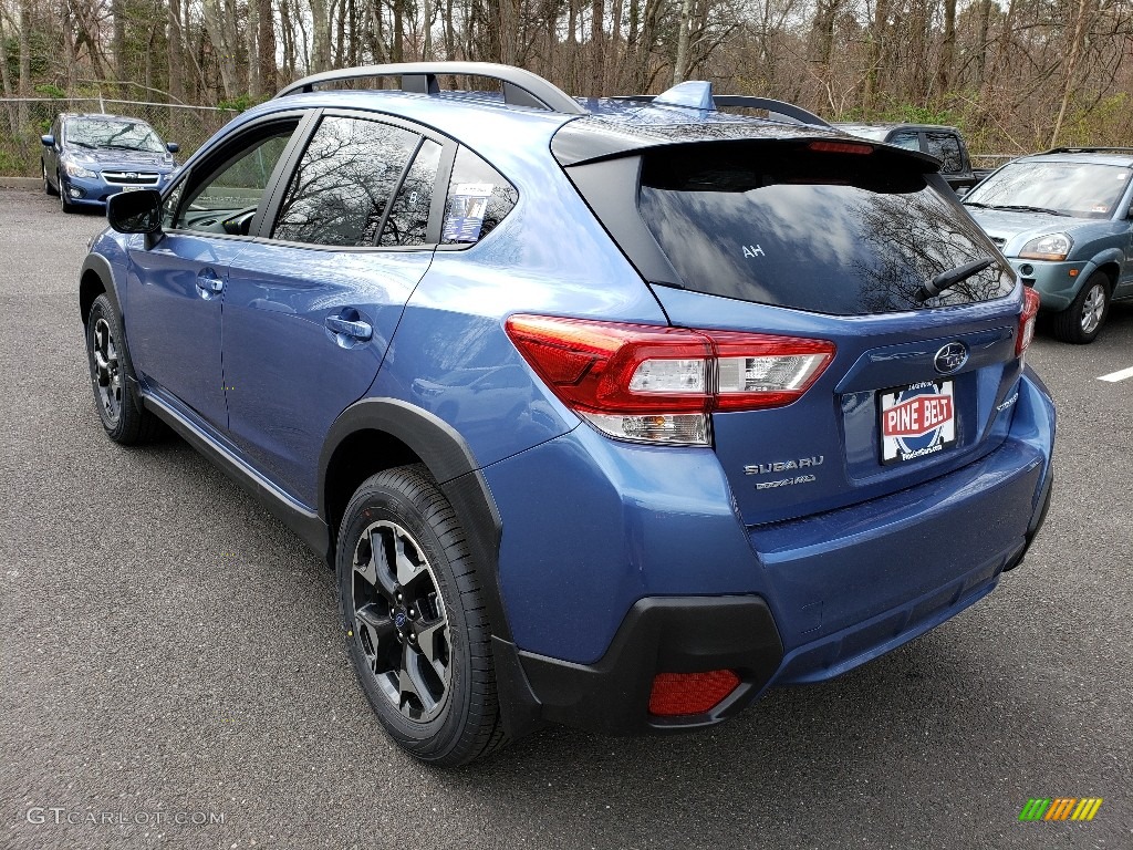 2019 Crosstrek 2.0i Premium - Quartz Blue Pearl / Gray photo #4