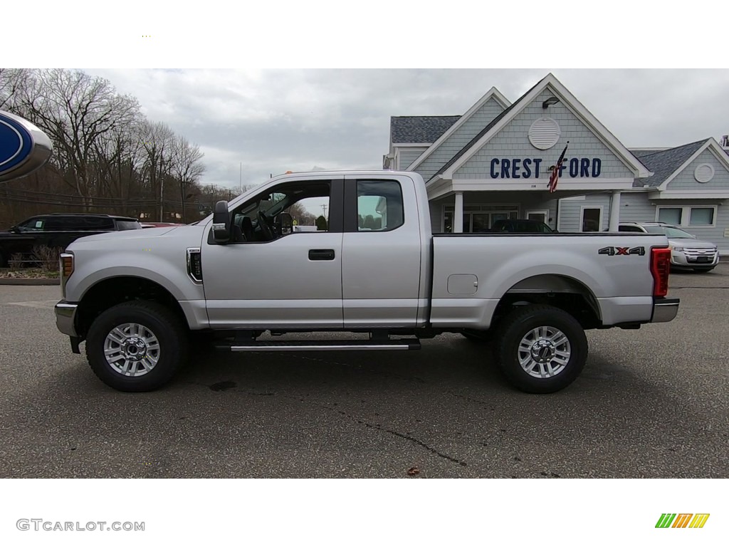 2019 F250 Super Duty XL SuperCab 4x4 - Ingot Silver / Earth Gray photo #4