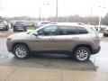 2019 Light Brownstone Pearl Jeep Cherokee Latitude 4x4  photo #6