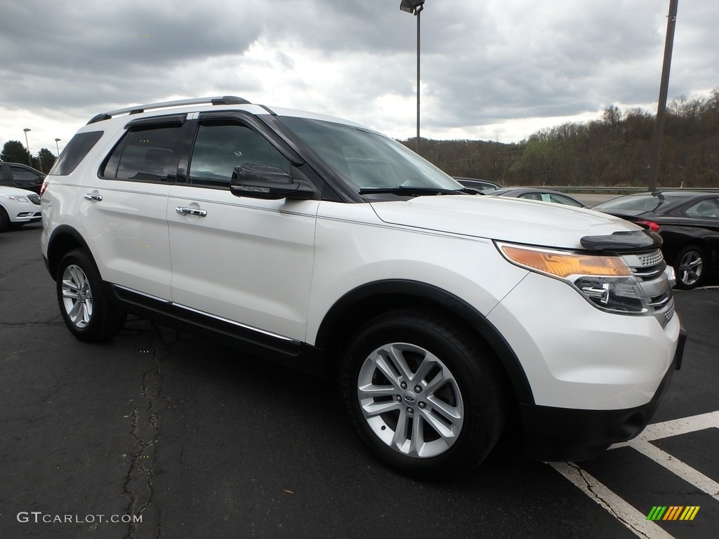 2012 Explorer XLT 4WD - White Platinum Tri-Coat / Charcoal Black photo #4