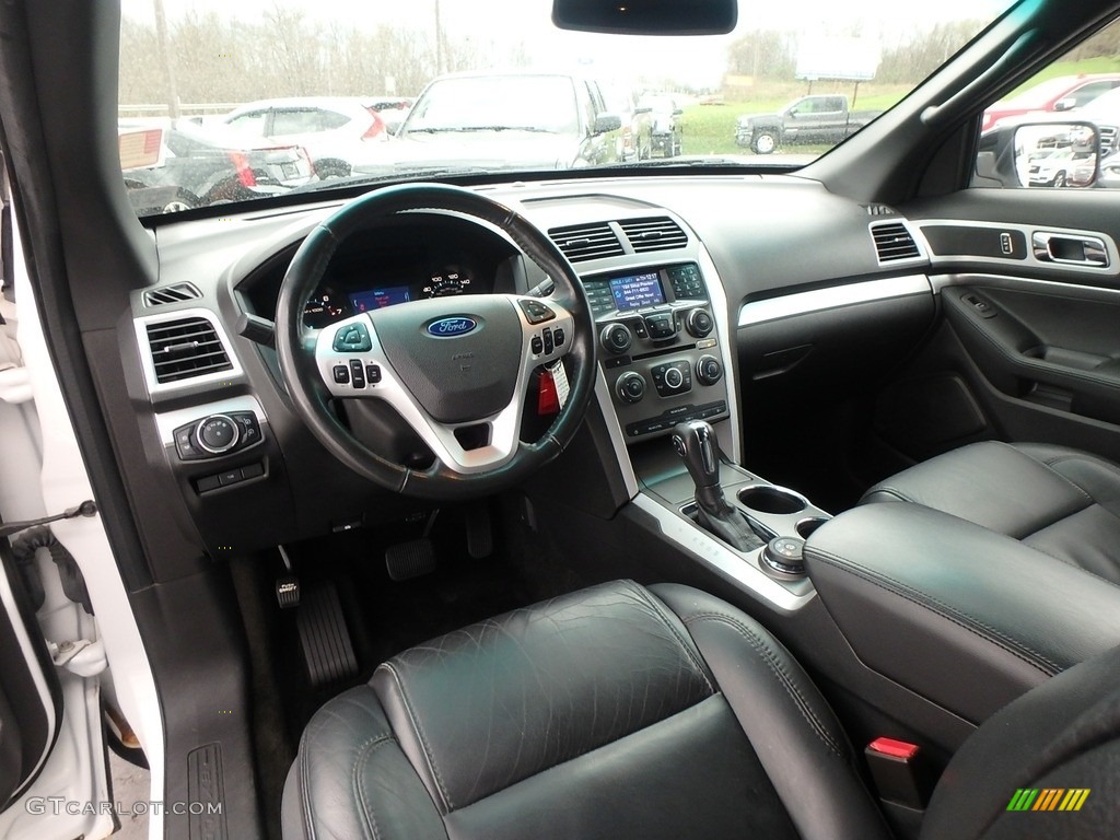 2012 Explorer XLT 4WD - White Platinum Tri-Coat / Charcoal Black photo #19