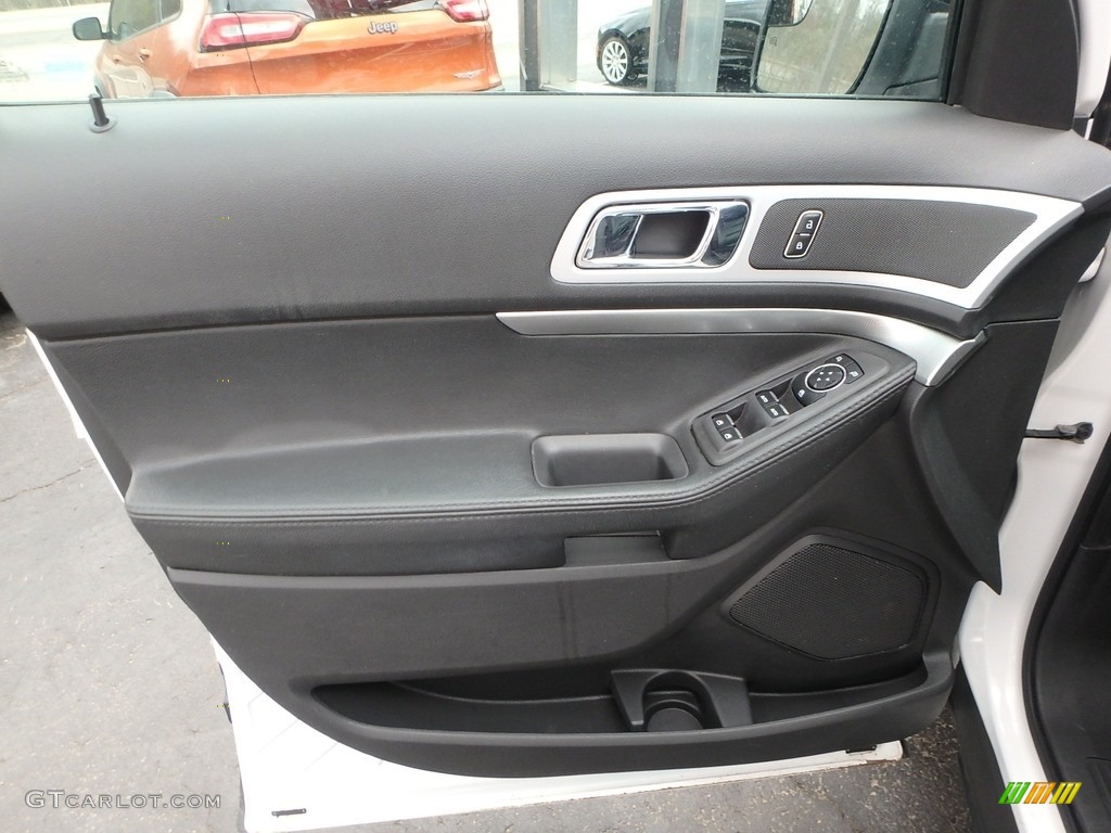 2012 Explorer XLT 4WD - White Platinum Tri-Coat / Charcoal Black photo #21
