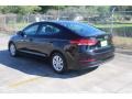 Phantom Black - Elantra SE Photo No. 7