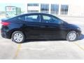 Phantom Black - Elantra SE Photo No. 10