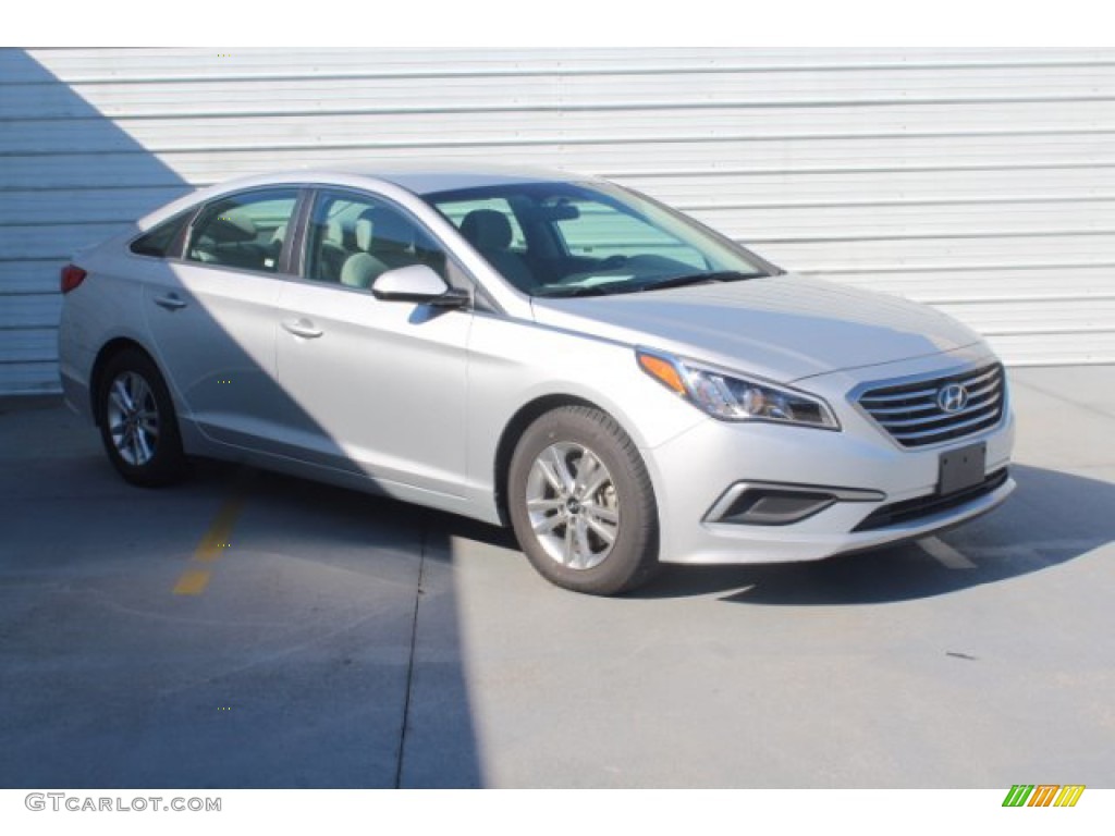 2017 Sonata SE - Symphony Silver / Gray photo #2