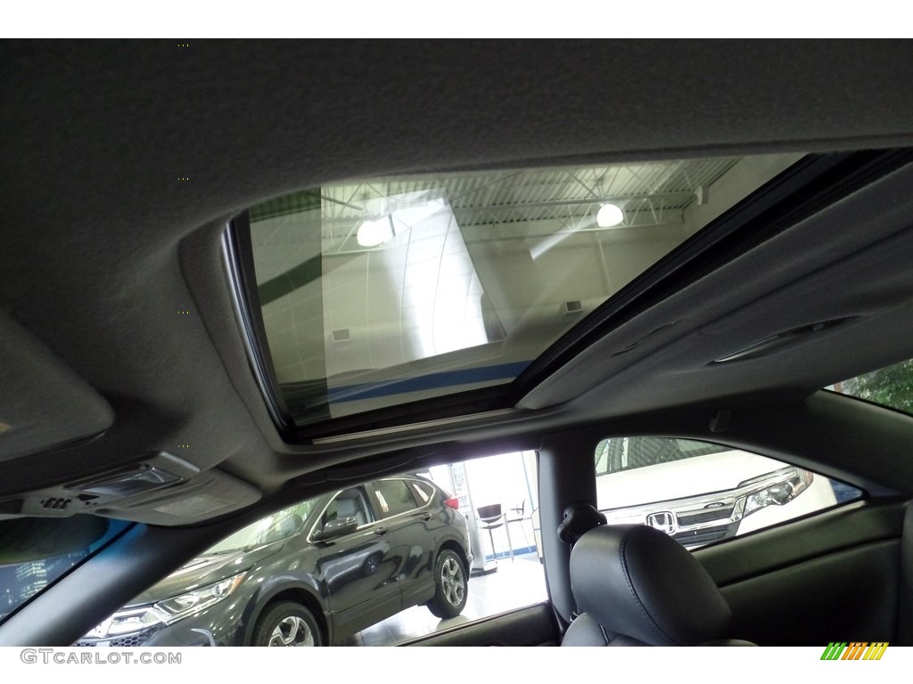 2003 Solara SLE V6 Coupe - Diamond White Pearl / Ivory photo #17