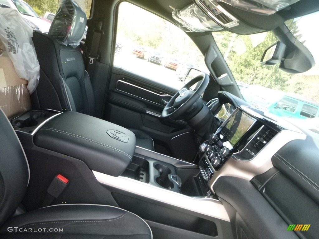 2019 1500 Laramie Crew Cab 4x4 - Diamond Black Crystal Pearl / Black photo #10