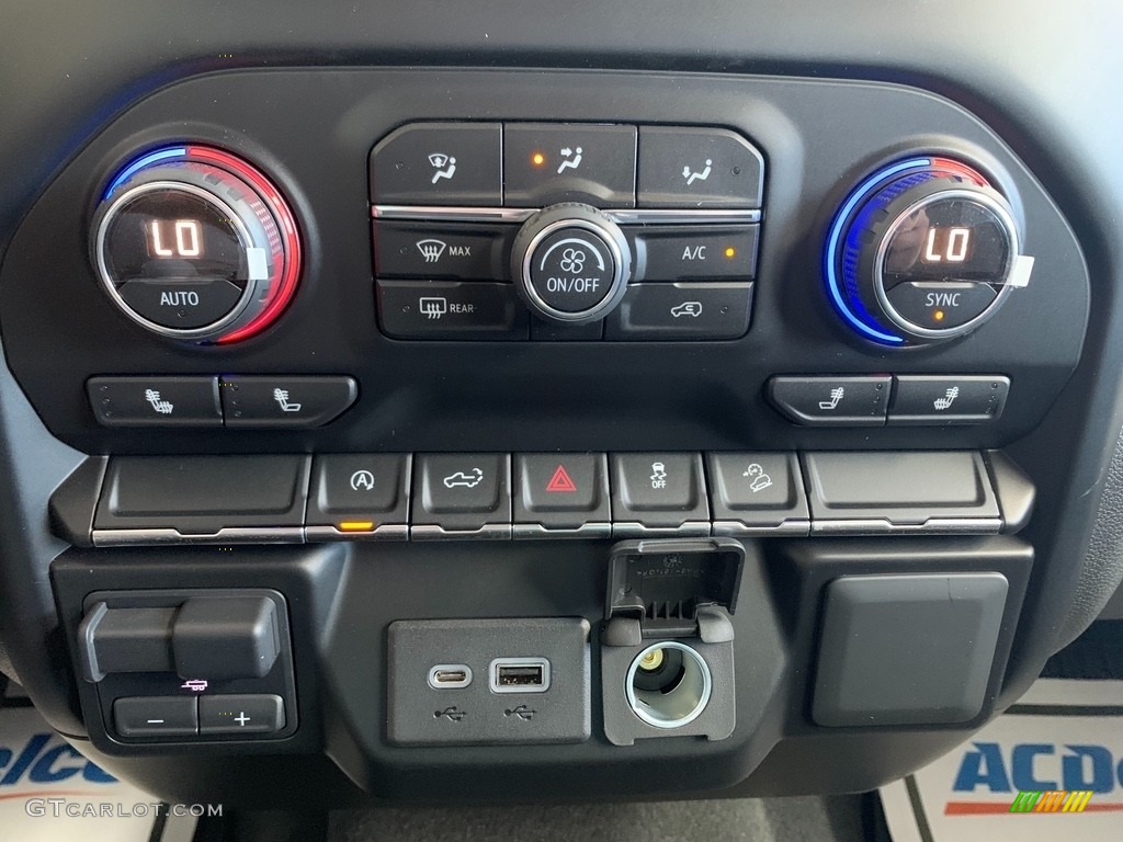 2019 Chevrolet Silverado 1500 LT Crew Cab 4WD Controls Photo #132996503