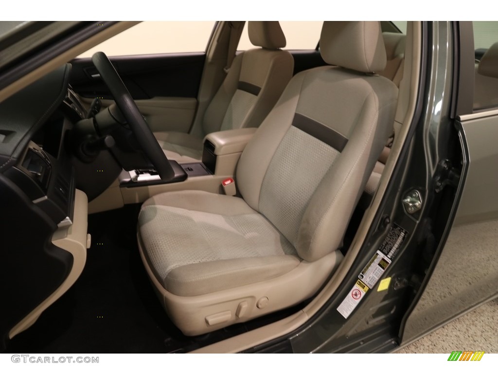 2014 Camry LE - Cypress Pearl / Ivory photo #5