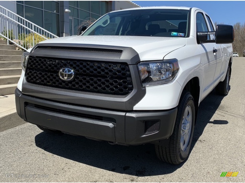 Super White Toyota Tundra