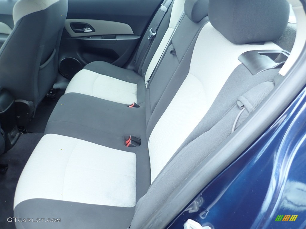 2011 Cruze LS - Imperial Blue Metallic / Jet Black/Medium Titanium photo #9