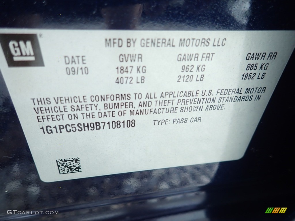 2011 Cruze LS - Imperial Blue Metallic / Jet Black/Medium Titanium photo #14