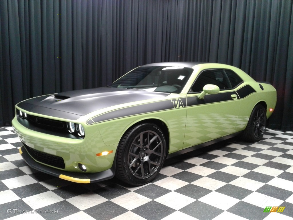 Sublime 2019 Dodge Challenger R/T Exterior Photo #133006391