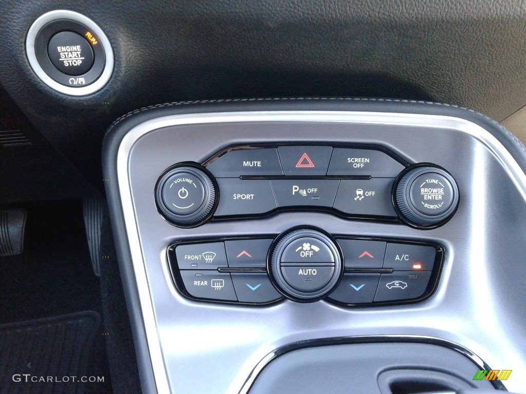 2019 Dodge Challenger R/T Controls Photo #133006799
