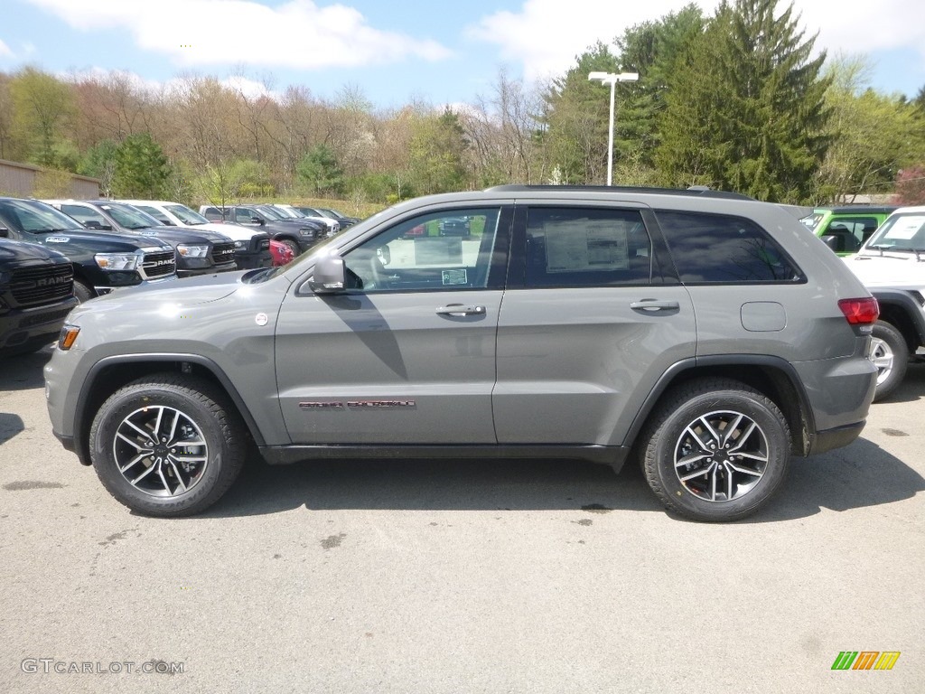 Sting-Gray 2019 Jeep Grand Cherokee Trailhawk 4x4 Exterior Photo #133011776