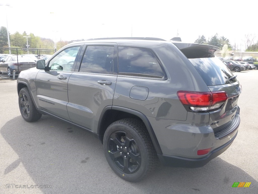 2019 Grand Cherokee Upland 4x4 - Sting-Gray / Black photo #3