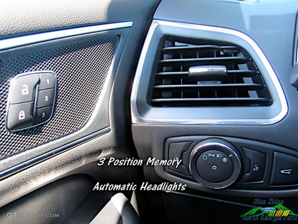 2018 Edge Titanium AWD - Ruby Red / Ebony photo #23