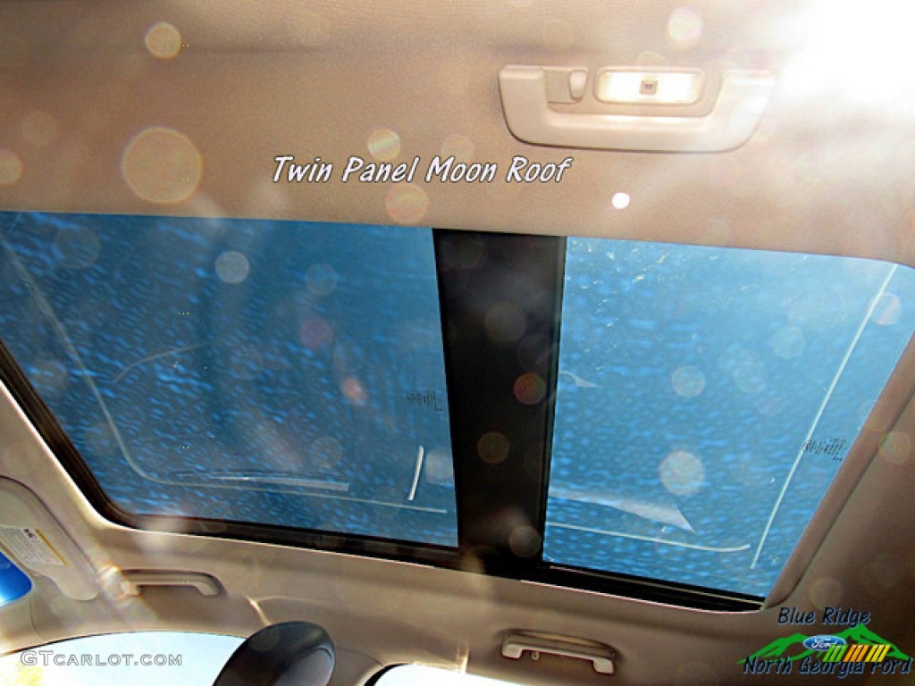 2018 Edge Titanium AWD - Ruby Red / Ebony photo #24