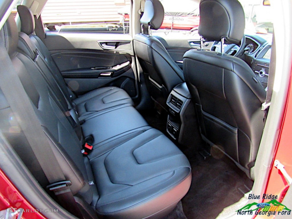 2018 Edge Titanium AWD - Ruby Red / Ebony photo #30