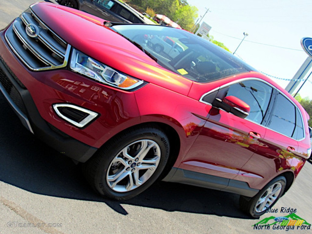 2018 Edge Titanium AWD - Ruby Red / Ebony photo #31