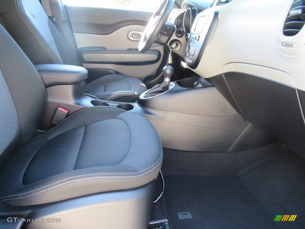 2017 Soul + - Titanium Gray / Gray Two-Tone photo #13