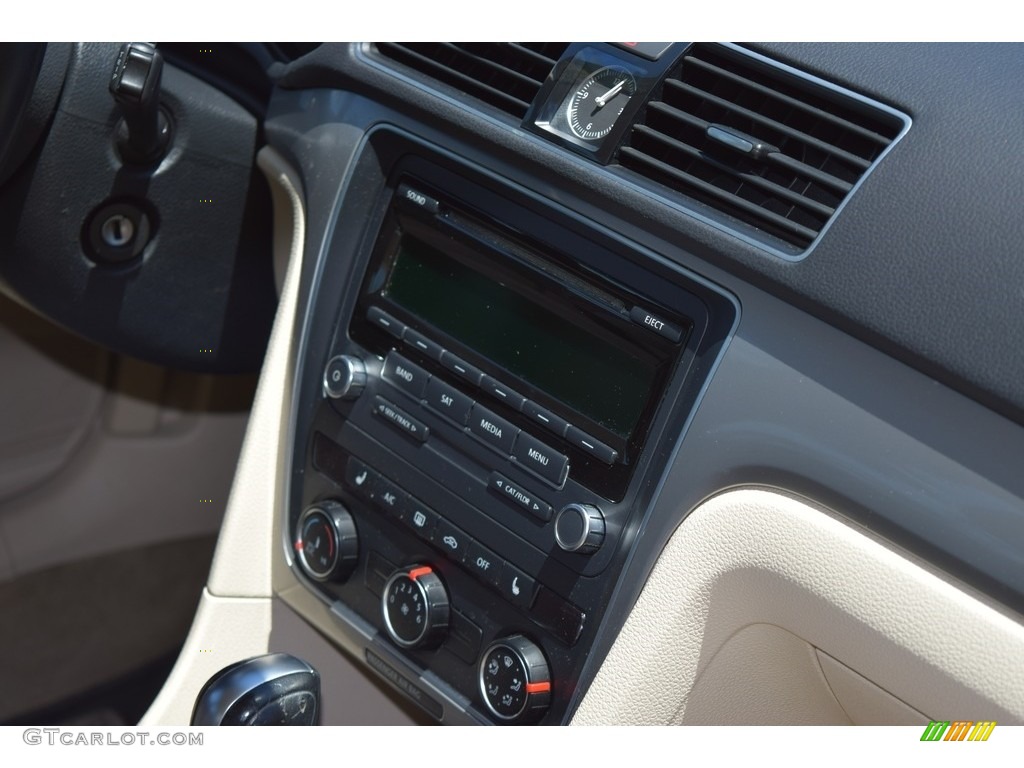 2015 Passat Wolfsburg Edition Sedan - Fortana Red Metallic / Titan Black photo #33