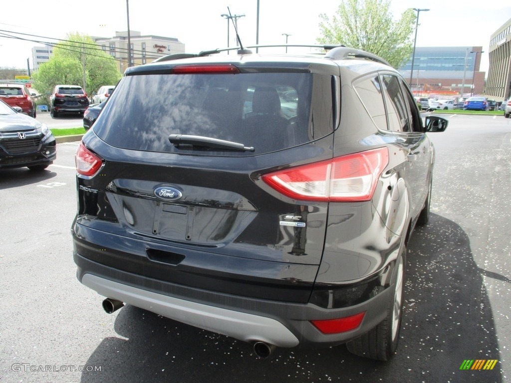 2013 Escape SE 1.6L EcoBoost 4WD - Tuxedo Black Metallic / Medium Light Stone photo #5