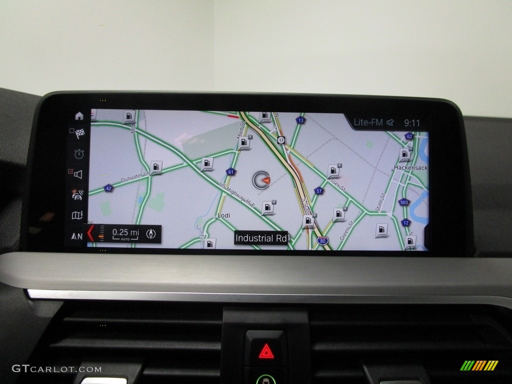 2019 BMW X4 xDrive30i Navigation Photos