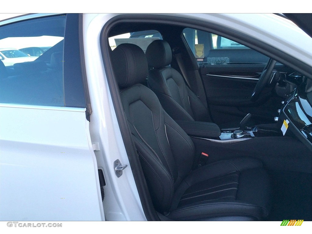 2019 5 Series 540i Sedan - Alpine White / Black photo #2