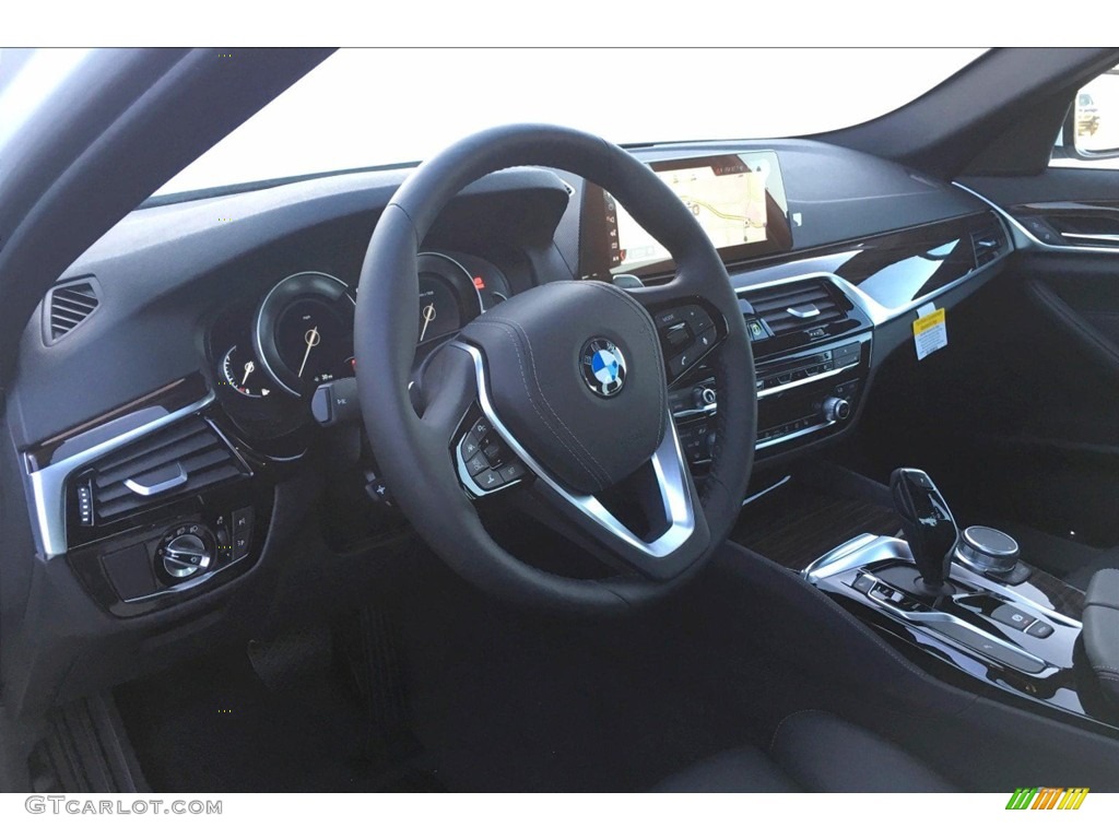 2019 5 Series 540i Sedan - Alpine White / Black photo #6