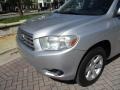 Classic Silver Metallic - Highlander V6 Photo No. 33