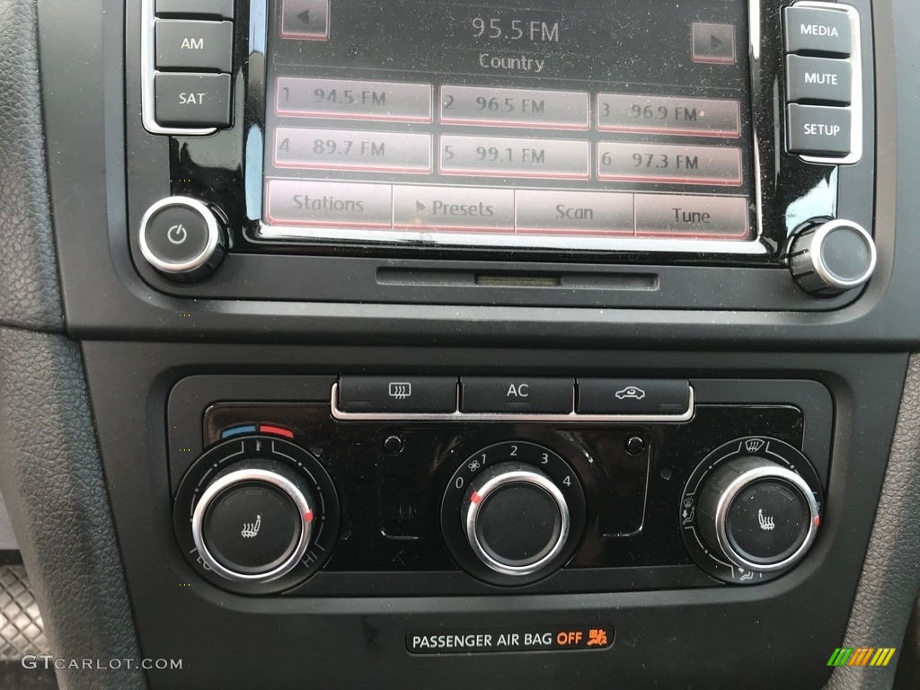 2011 Golf 4 Door TDI - Tornado Red / Titan Black photo #16