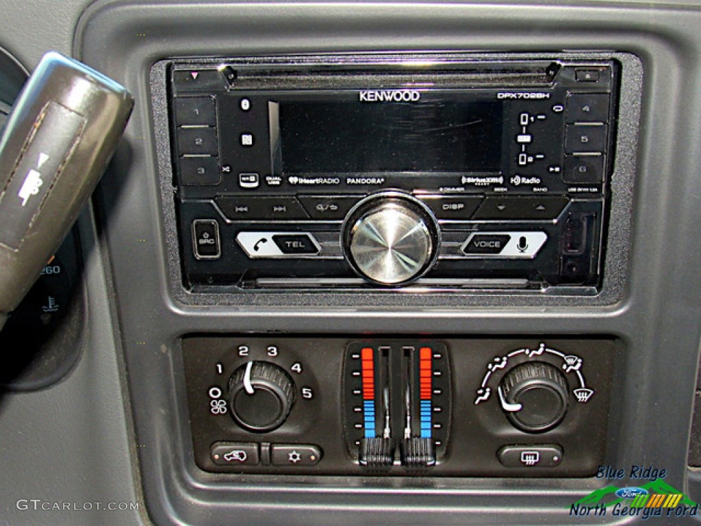 2004 Silverado 1500 LS Extended Cab - Black / Medium Gray photo #17