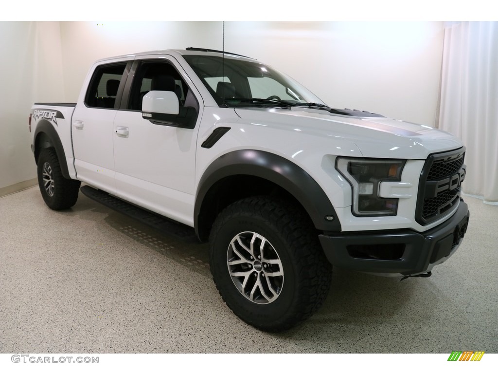 2018 F150 SVT Raptor SuperCrew 4x4 - Oxford White / Raptor Black photo #1