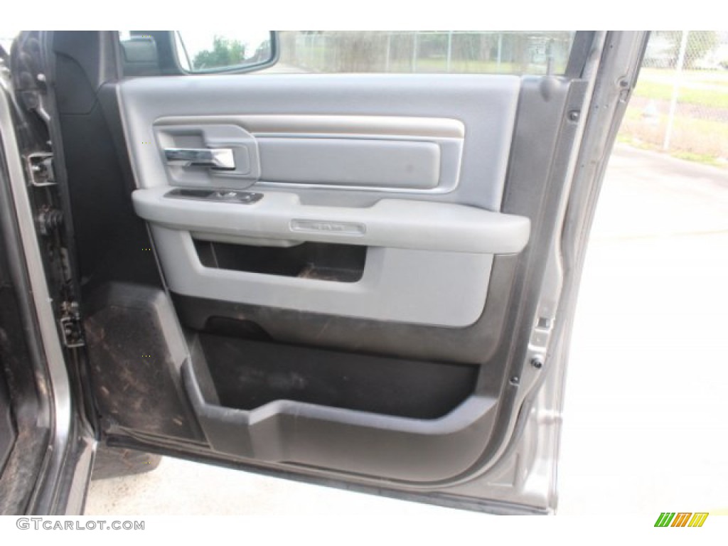 2013 1500 Lone Star Crew Cab 4x4 - Mineral Gray Metallic / Black/Diesel Gray photo #25