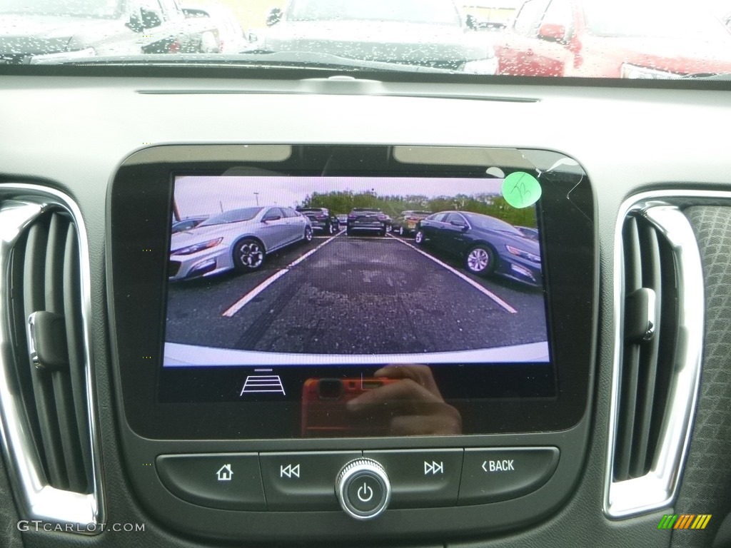 2019 Malibu LT - Summit White / Jet Black photo #18