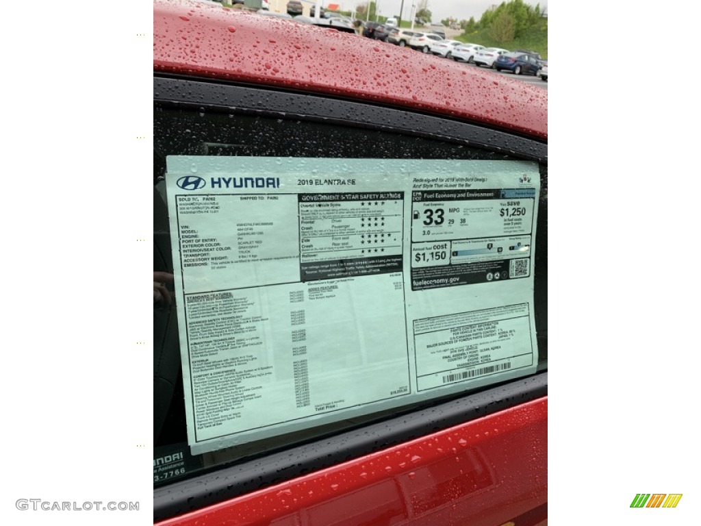 2019 Elantra SE - Scarlet Red / Gray photo #16