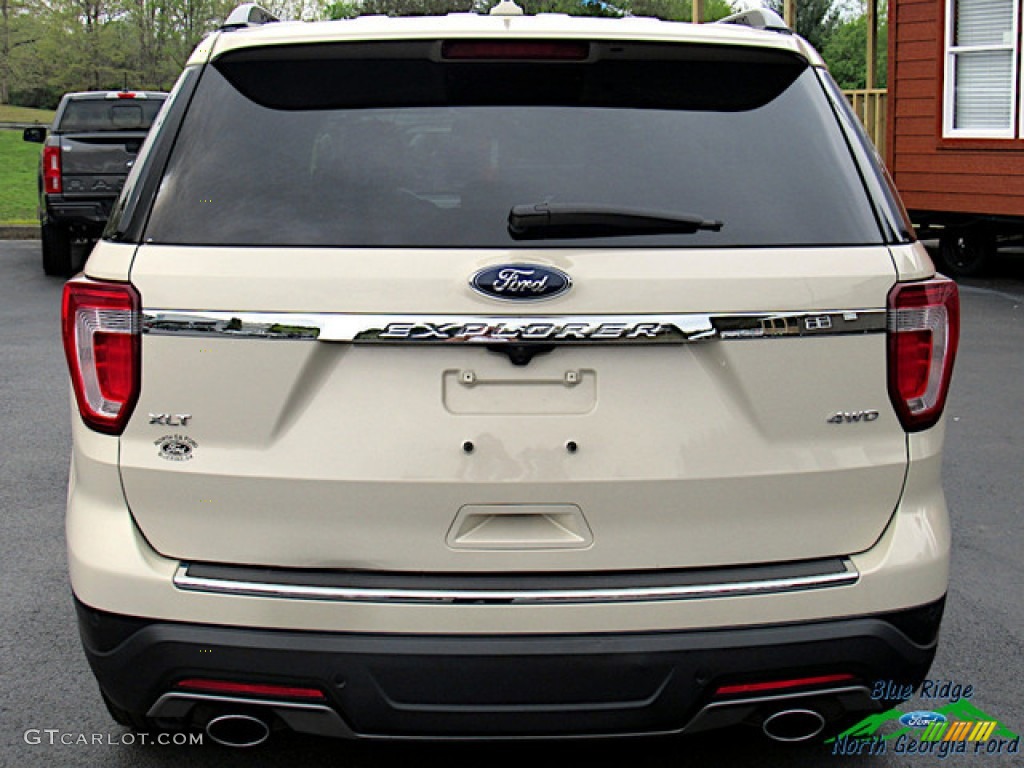 2018 Explorer XLT 4WD - Platinum Dune / Medium Stone photo #4