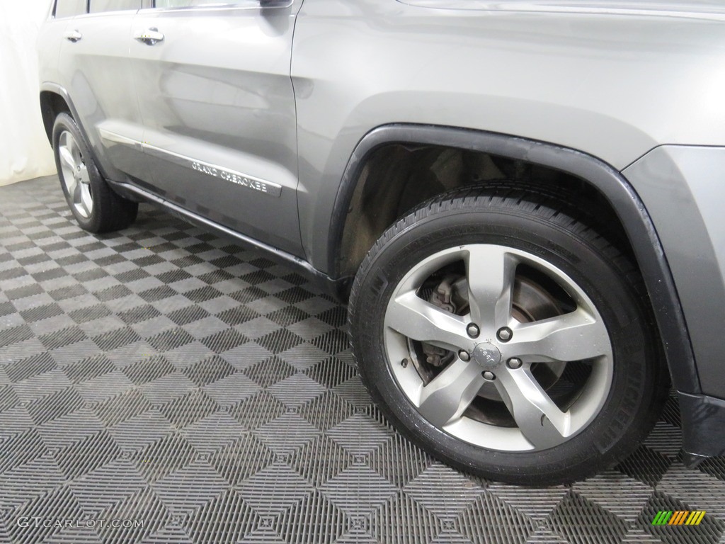 2011 Grand Cherokee Overland 4x4 - Mineral Gray Metallic / New Saddle/Black photo #4