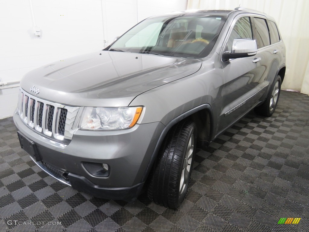 2011 Grand Cherokee Overland 4x4 - Mineral Gray Metallic / New Saddle/Black photo #9