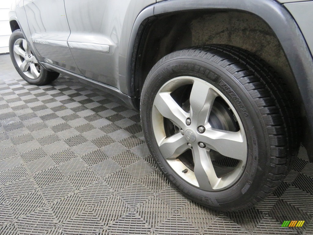 2011 Grand Cherokee Overland 4x4 - Mineral Gray Metallic / New Saddle/Black photo #11