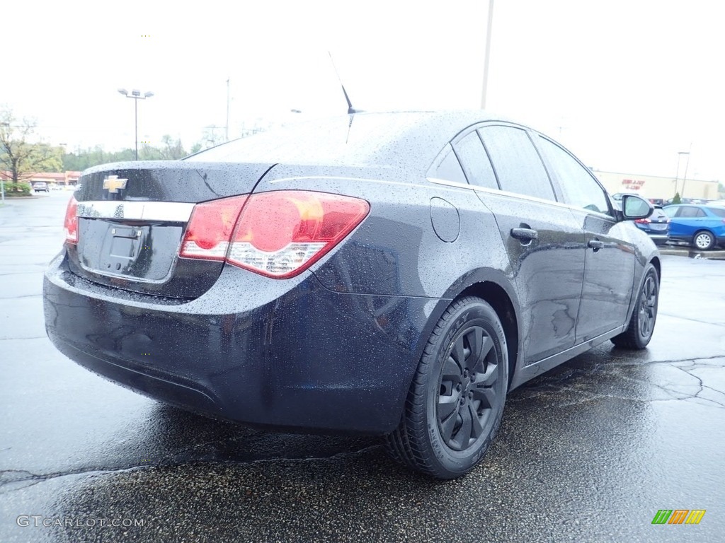 2012 Cruze LS - Black Granite Metallic / Jet Black/Medium Titanium photo #7