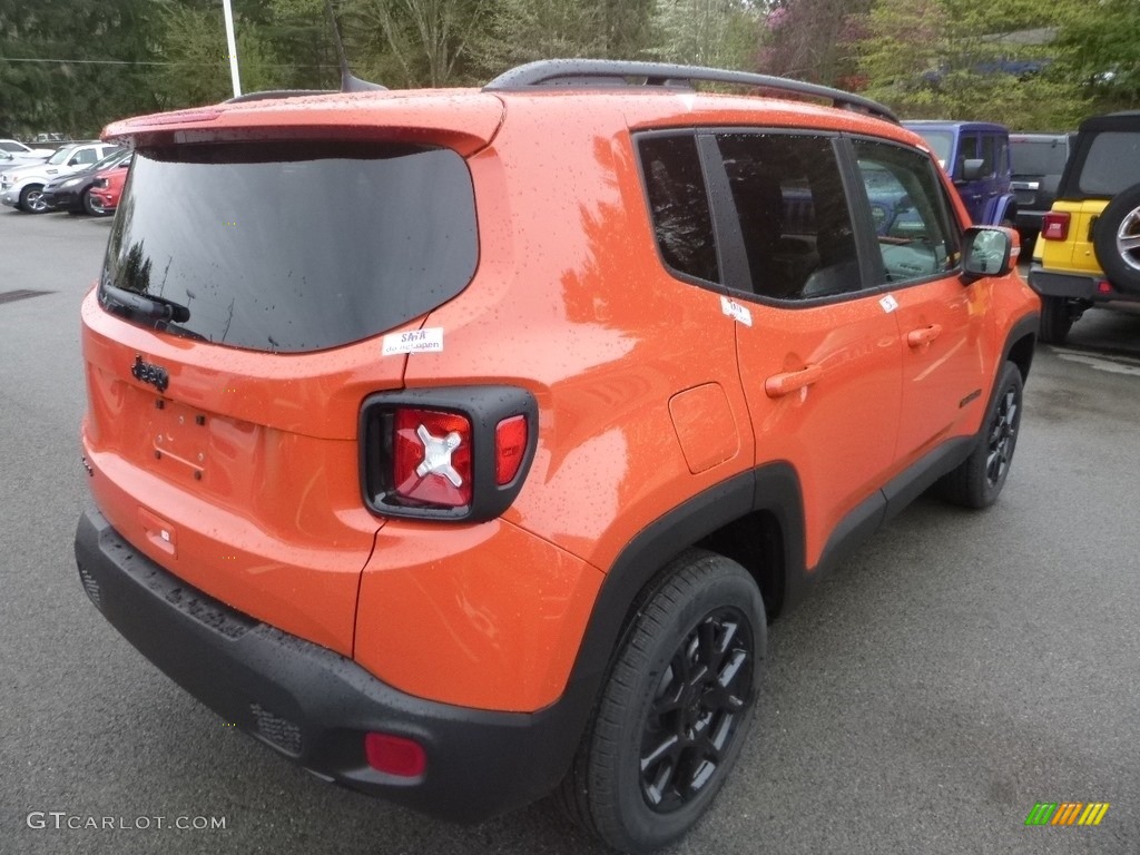 2019 Renegade Latitude 4x4 - Omaha Orange / Black photo #5