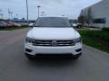 Pure White - Tiguan SE 4MOTION Photo No. 2