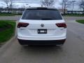 Pure White - Tiguan SE 4MOTION Photo No. 5
