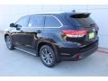 2019 Midnight Black Metallic Toyota Highlander XLE  photo #6