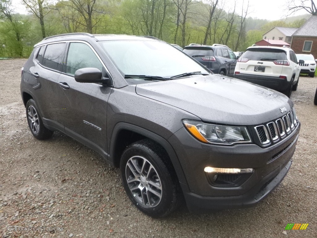 Granite Crystal Metallic 2019 Jeep Compass Latitude 4x4 Exterior Photo #133086487